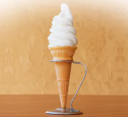 ソフトクリーム・soft serve ice cream