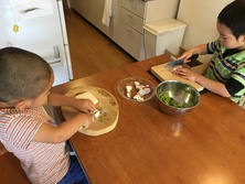食遊び（しょくあそび）