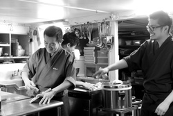 会社設立8周年記念日