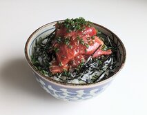 きっとみんな好きと思う。【マグロスムニダ（참치습니다）】の作り方