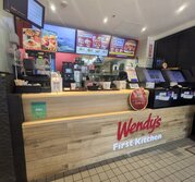 Wendy's ・First Kitchen（ウェンディーズ・ファーストキッチン）
