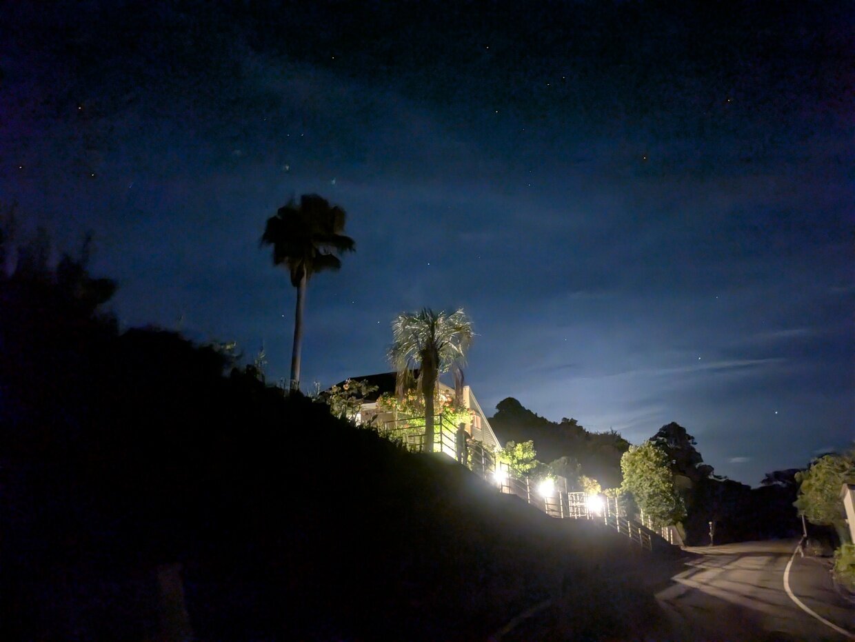 PXL_20250813_123720376.NIGHT.jpg