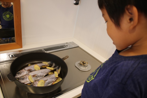 黒ムツの煮付け ブログ 酢飯屋 文京区水道 江戸川橋にある寿司 カフェ ギャラリーの複合店