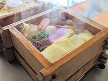 蒸し寿司（むしずし）・steam sushi